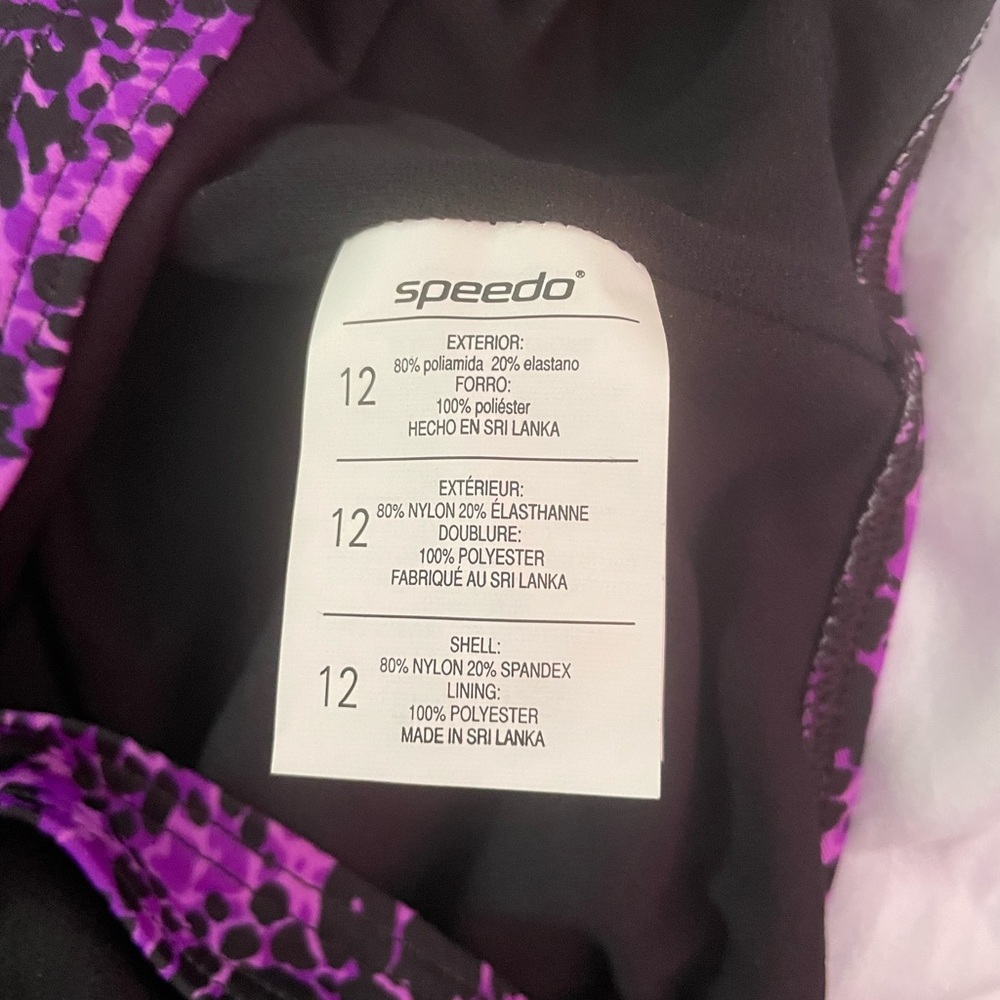 Speedo swimming suit - Picture 4 of 6